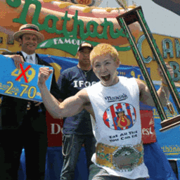 mboren-withTrophy.gif